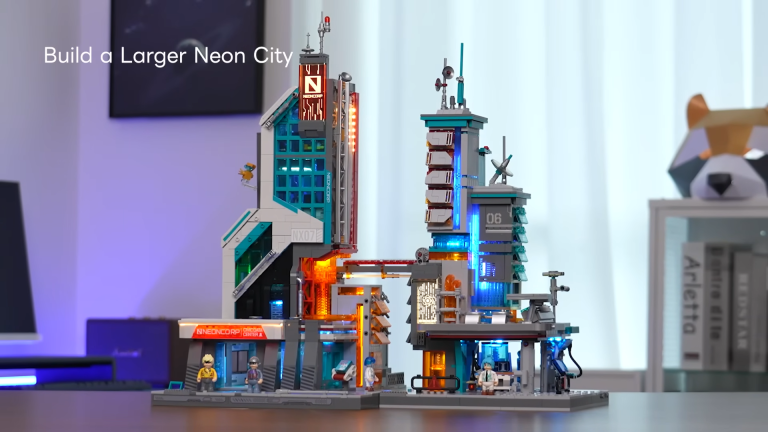 Lumibricks 17011 Neon Tech Tower & 17010 Neon Tech Station Test/Review